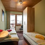 Moser * Sankt Johann in Tirol